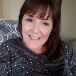 Meet your Posher, Annette